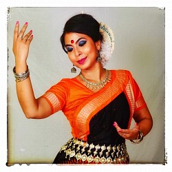 Odissi Online by Srinwanti Chakrabarti