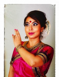 Odissi Online by Srinwanti Chakrabarti